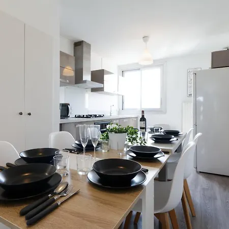 Le St Georges * 5 Chb 10pers *clim *parking*tram Apartment *